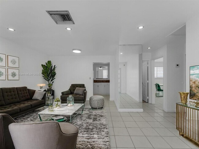 Foto del edificio - 1811 SW 97th Terrace