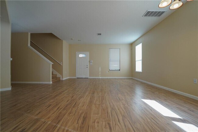 Building Photo - 5520 Alomar Cove