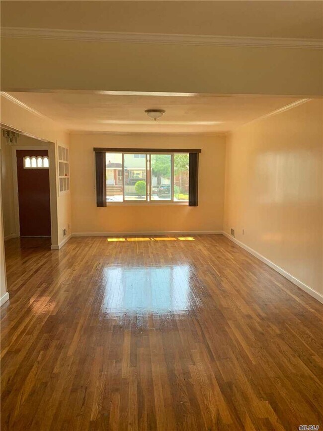 Foto del edificio - 257-05 149th Ave