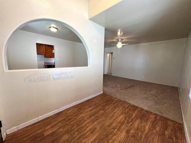 Building Photo - 1534 W 206th St