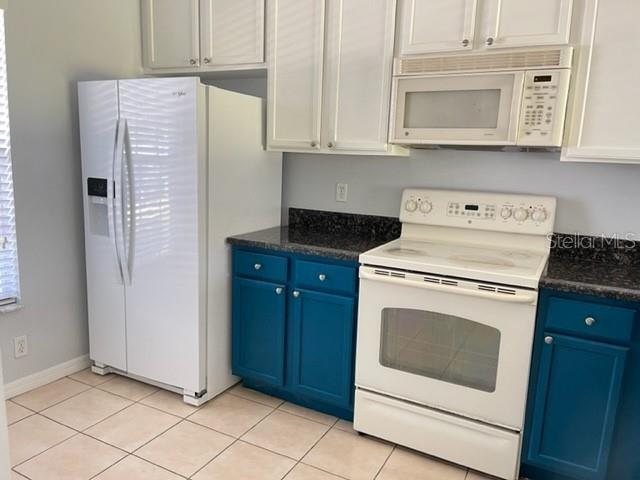 Foto del edificio - 9309 Jasmine Flower Ln