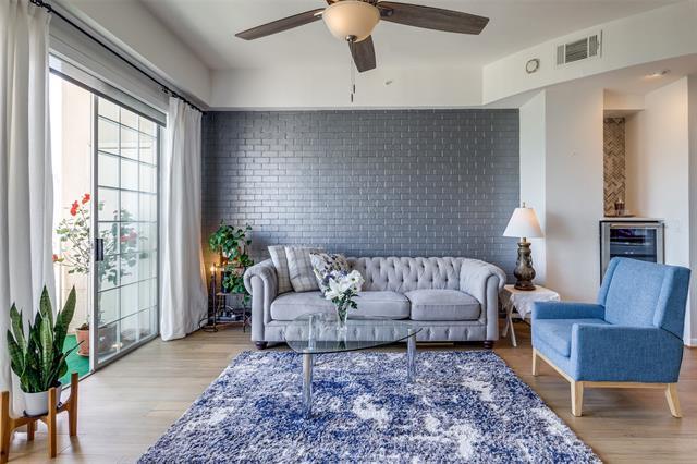 Foto del edificio - 3225 Turtle Creek Blvd