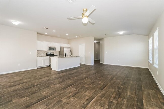 Building Photo - 10913 Gonzales Ranger Pass