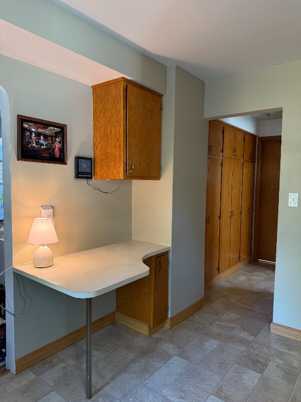 Foto del edificio - 8088 Edgewood Dr