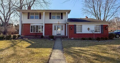 Building Photo - 2710 Pendleton Dr