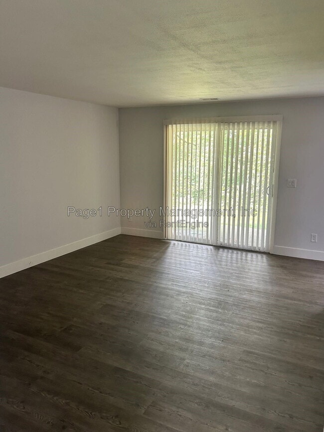 Building Photo - 3817 Sage Dr