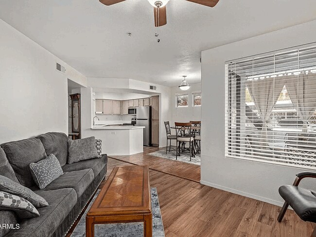 Foto del edificio - 3848 N 3rd Ave