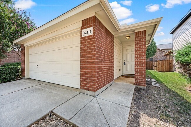 Foto del edificio - 12113 Thicket Bend Dr