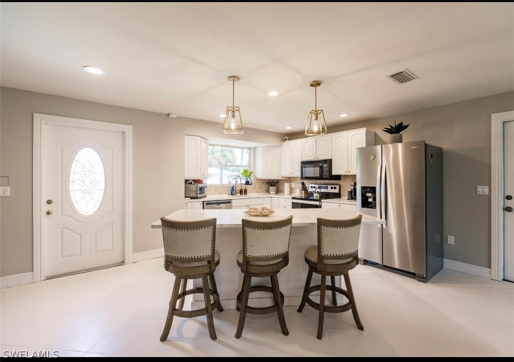 Building Photo - 27 Pebble Beach Blvd