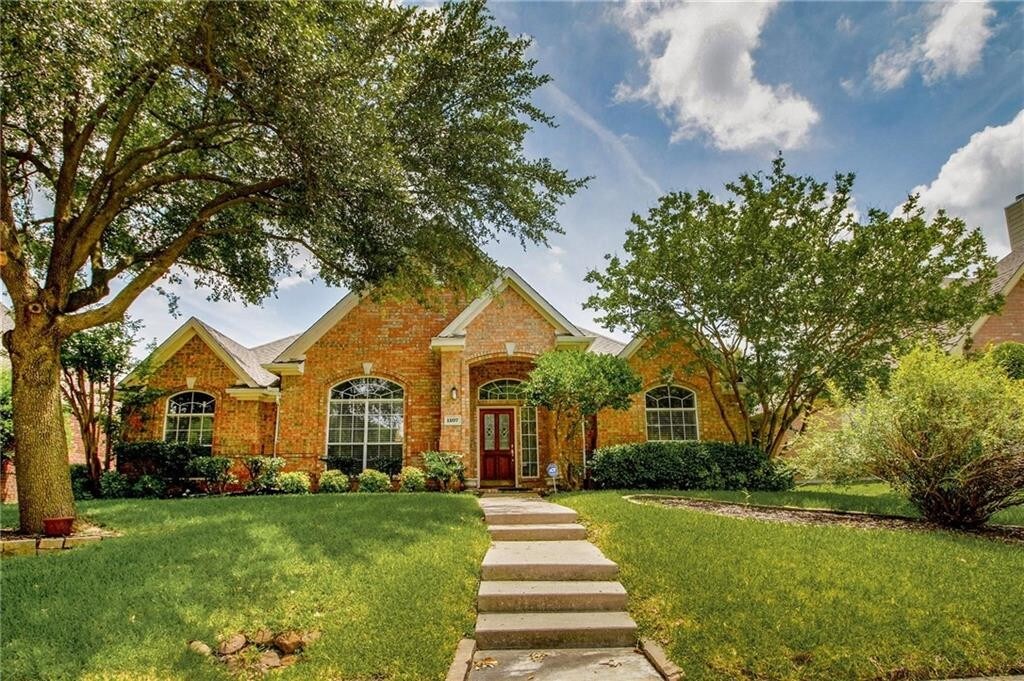 Primary Photo - 1107 Fairfax Dr