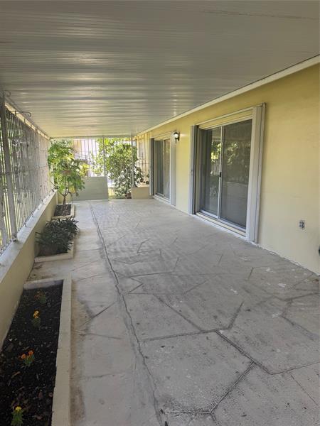 Foto del edificio - 465 SW 133rd Ave
