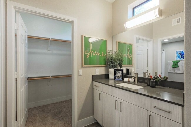 Interior Photo - Enclave at Arrowhead