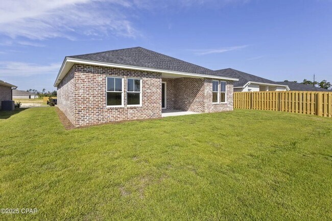 Foto del edificio - NEWLY CONSTRUCTED - 4 bedroom