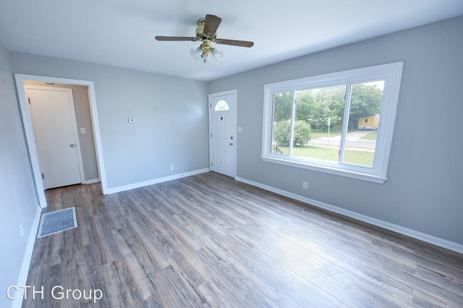 Building Photo - 3 br, 1.5 bath House - 1703 Audrey Rd.