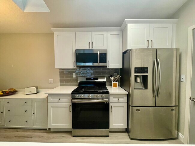 Building Photo - 3817 Antelope Creek Dr