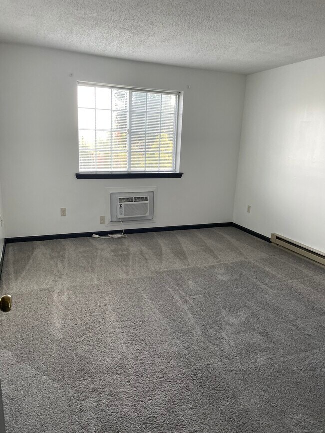 Building Photo - 81 Chipman St