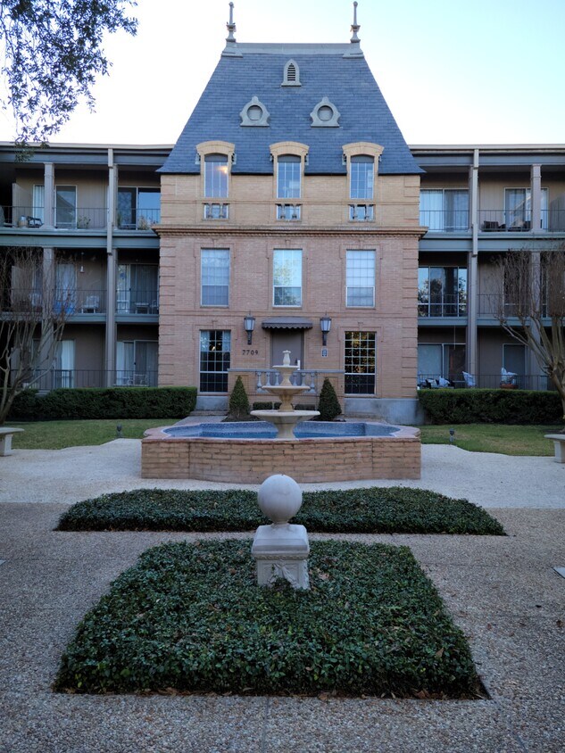 7709 Broadway Unit 223, San Antonio, TX 78209 Condo for Rent in San