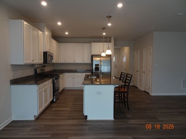 Foto del edificio - 3 Bedrooms, 2.5 Bathrooms Townhouse Rental