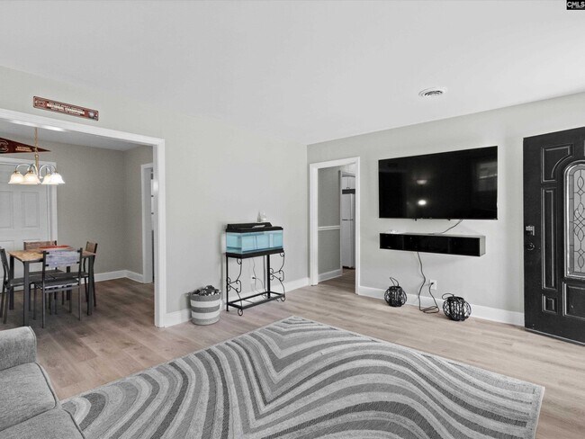 Foto del edificio - 1342 Karlaney Ave