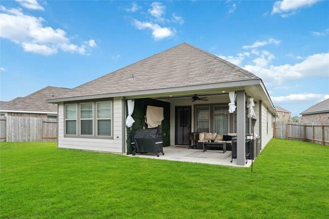 Building Photo - 5042 Chestnut Orch Dr