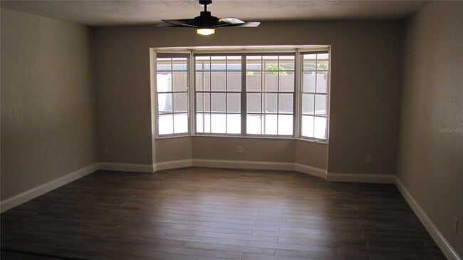 Building Photo - 3326 Schefflera Rd