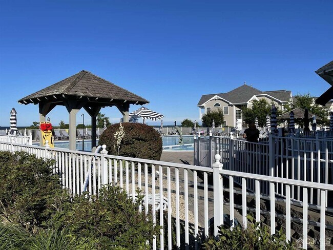 Foto del edificio - 19 Raritan Reach Rd