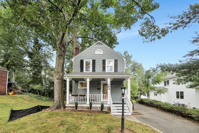 Building Photo - 183 Riveredge Rd