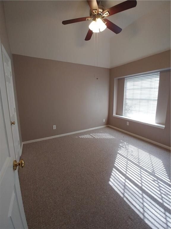 Building Photo - 5300 Teddington Park Dr