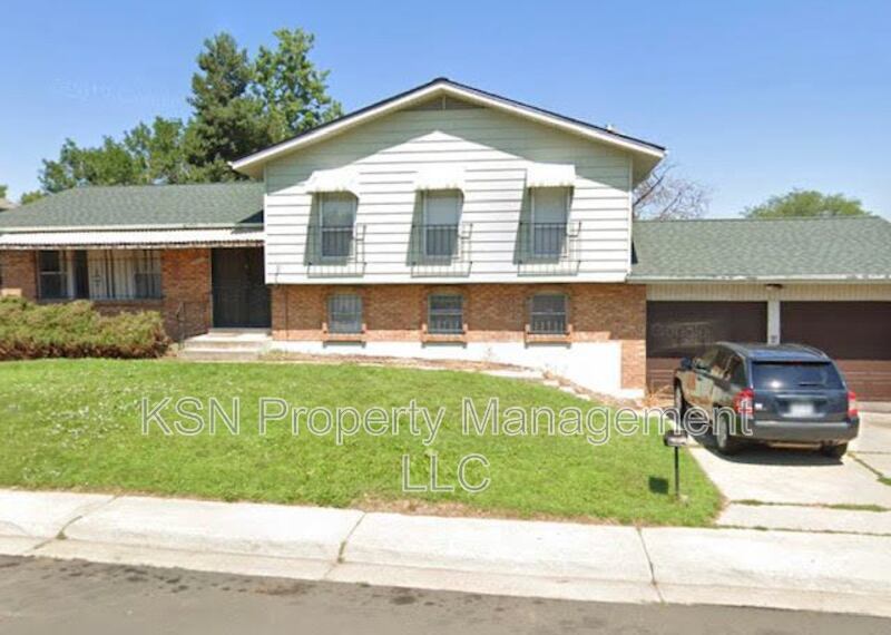 Foto principal - 13005 E Elk Pl