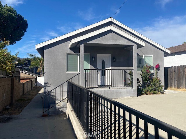 Building Photo - 4639 La Crescenta Ave