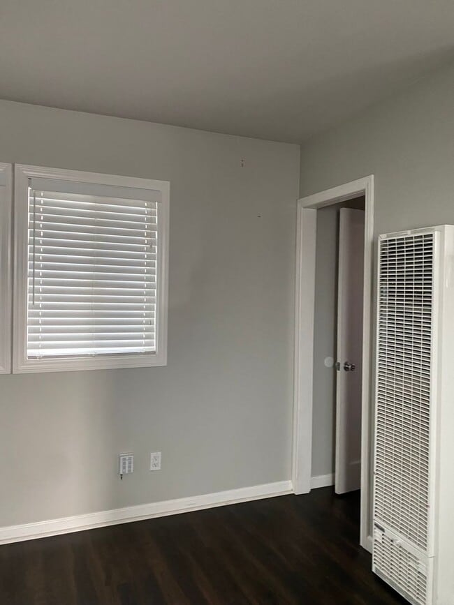 Building Photo - Cozy Studio, 1 Bath rental in Normal Heights for Rent