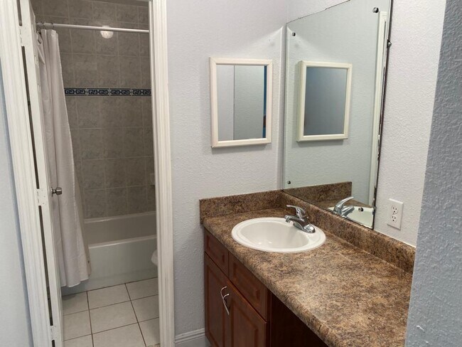 Foto del edificio - 2854 NW 55th Ave