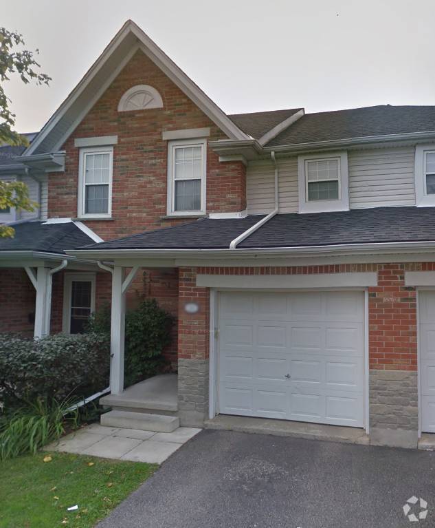 Building Photo - 1055 Gordon St