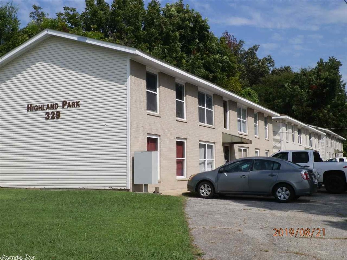 Primary Photo - 329 W Highland St