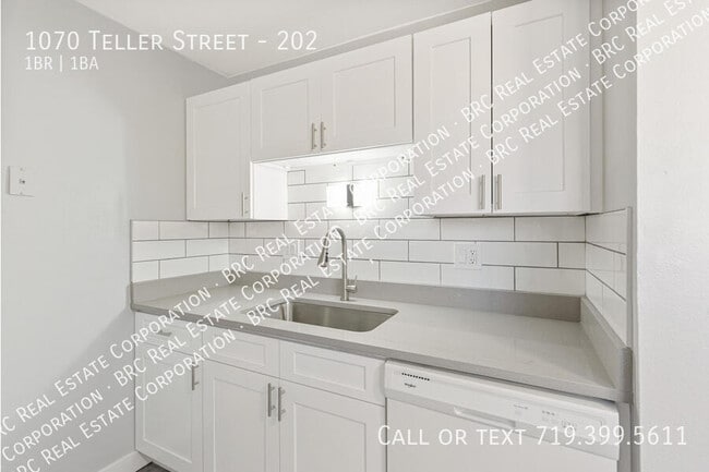 Building Photo - 1070 Teller St