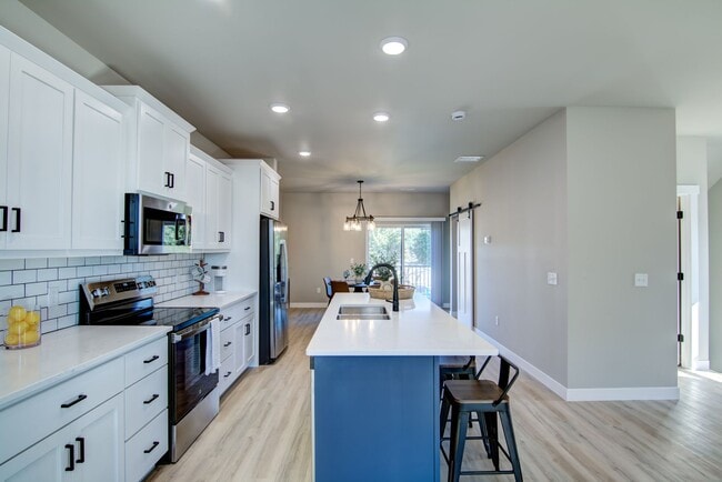 Building Photo - 2537 Otter Creek Trail