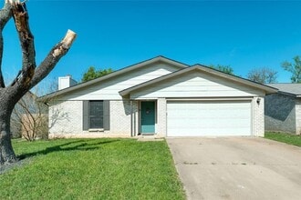 Building Photo - 1745 Cricket Hollow Dr