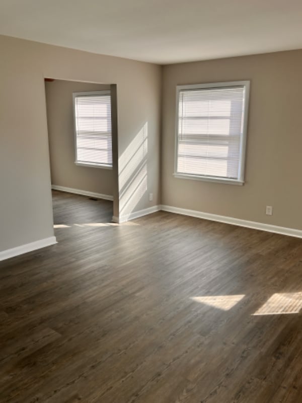 Building Photo - 3019 Roselawn Blvd