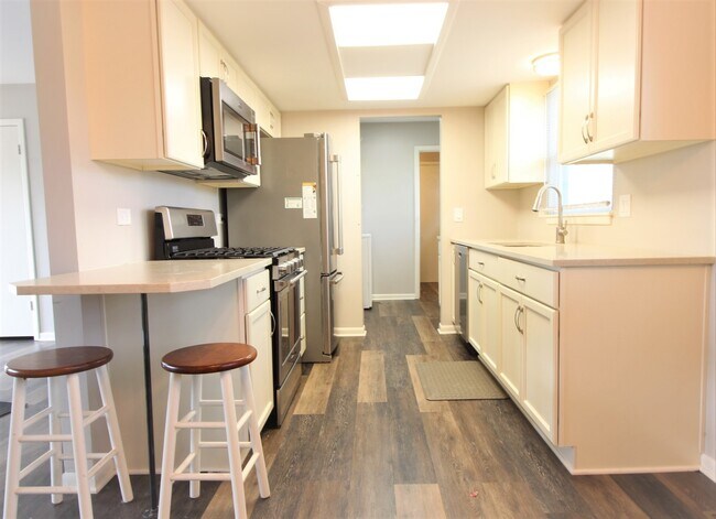 Building Photo - 567 Northampton Cir