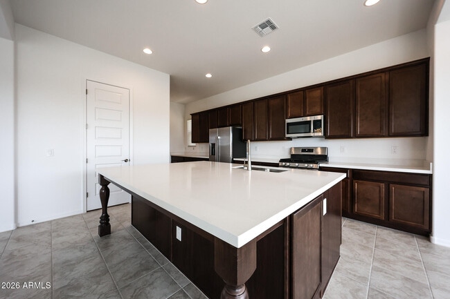 Foto del edificio - 7695 W Smoketree Dr