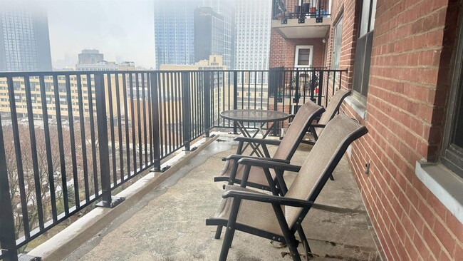 Foto del edificio - 225 St Pauls Ave