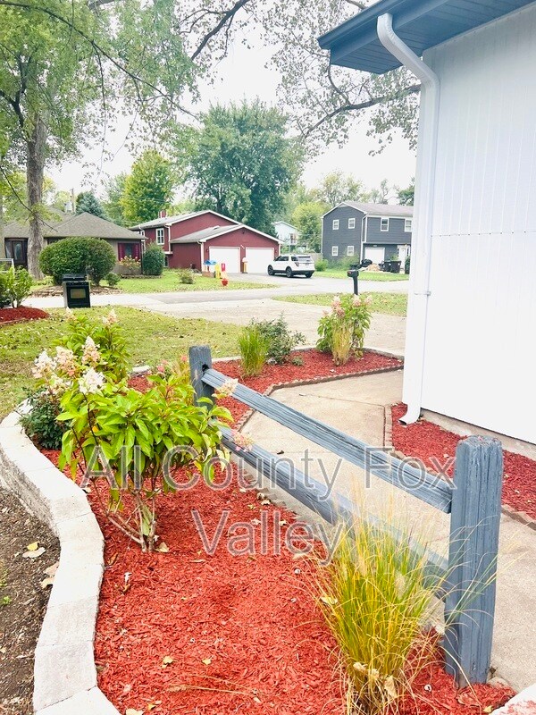 Foto del edificio - 361 Elmwood Ave