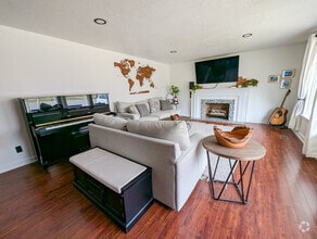 Building Photo - 1658 E 1500 N