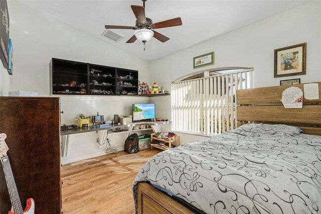 Foto del edificio - 810 SW 10th Pl