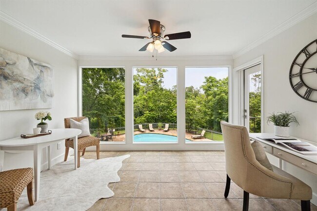Building Photo - 6595 Bayou Glen Rd