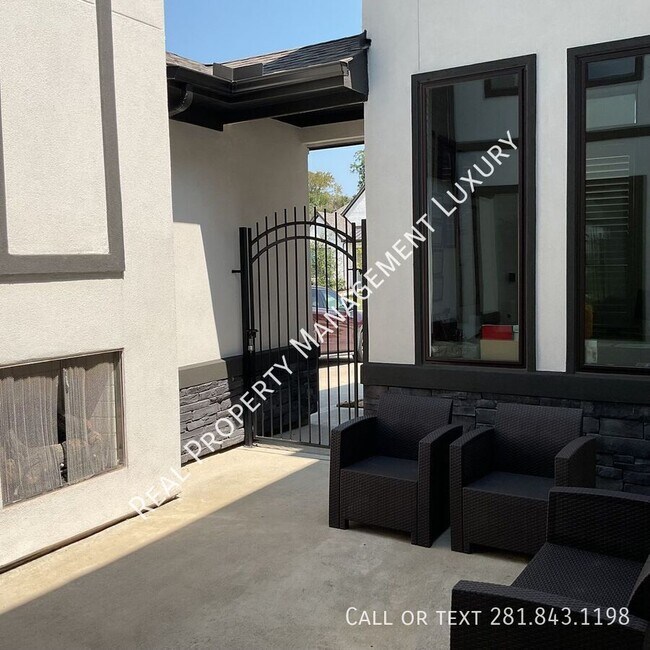 Building Photo - 4831 Summer Pl Ct