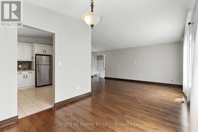 Building Photo - 127 Flynn St