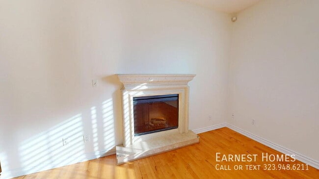 Building Photo - 1241 S Westgate Ave