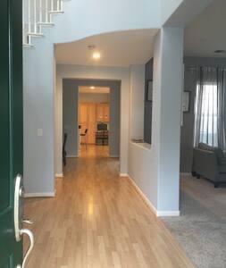 Primary Photo - 4257 Rivermark Pkwy