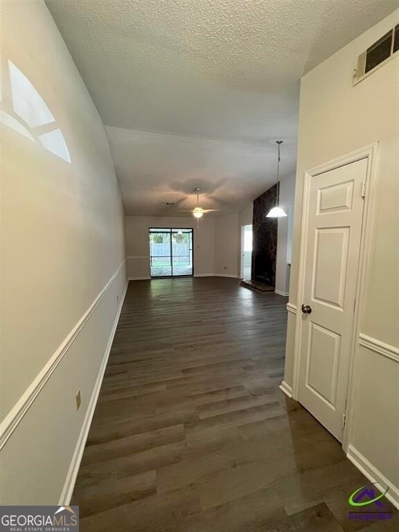 Building Photo - 288 Somerset Dr